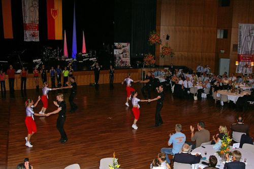 img_1286466318_926.jpg  