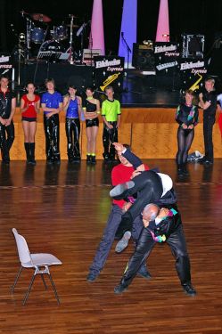 img_1286466326_548.jpg  