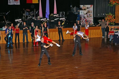 img_1286466328_181.jpg  