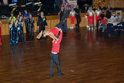 img_1286466337_57.jpg  
