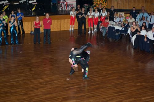 img_1286466338_143.jpg  
