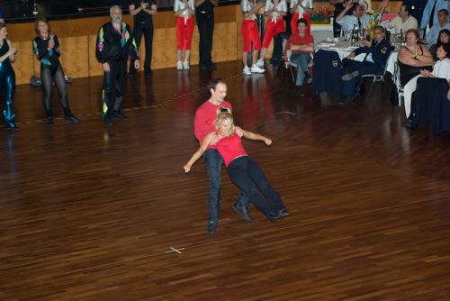 img_1286466340_107.jpg  