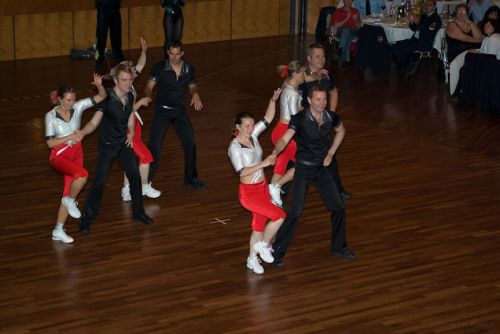 img_1286466347_932.jpg  