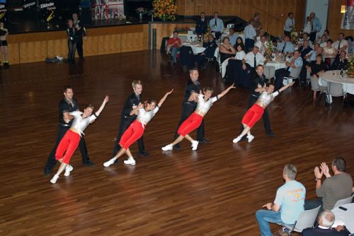img_1286466350_403.jpg  