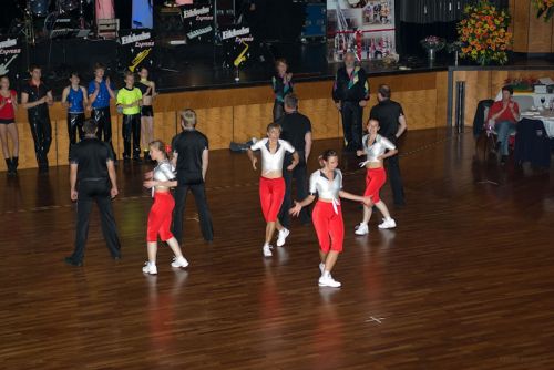 img_1286466350_77.jpg  