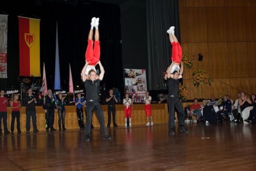 img_1286466352_158.jpg  