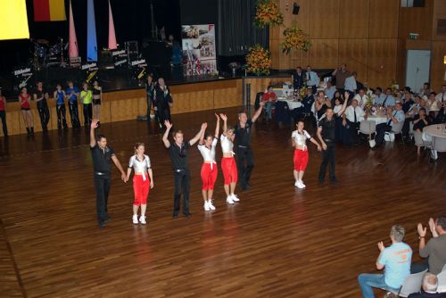 img_1286466352_253.jpg  