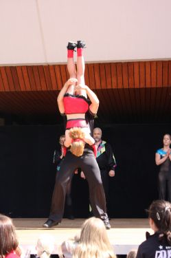 img_1286522832_374.jpg  