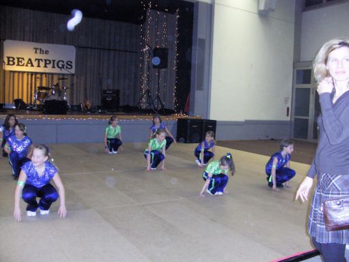 img_1286438324_403.jpg  